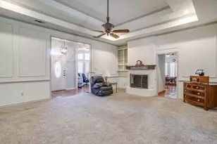 412 Inland Cir, Azle, TX 76020 - Photo 3