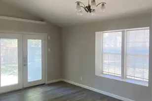 2516 Trinity St, Irving, TX 75062 - Photo 7