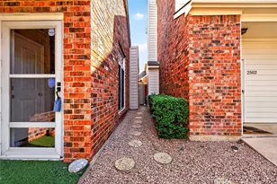 2504 Orangegrove Cir, Arlington, TX 76006 - Photo 31