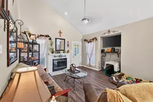 2504 Orangegrove Cir, Arlington, TX 76006 - Photo 5