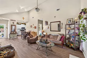 2504 Orangegrove Cir, Arlington, TX 76006 - Photo 3