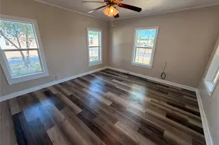 712 W Main St, Eastland, TX 76448 - Photo 21