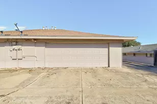 4609 Ranch View Rd, Fort Worth, TX 76109 - Photo 23