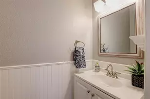 5704 Kelly Ct, Haltom City, TX 76137 - Photo 15