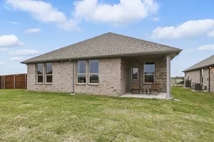 404 Sunday Silence Wy, Granbury, TX 76049 - Photo 37