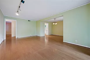 605 S Ravinia Dr, Dallas, TX 75211 - Photo 5