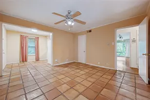 605 S Ravinia Dr, Dallas, TX 75211 - Photo 11