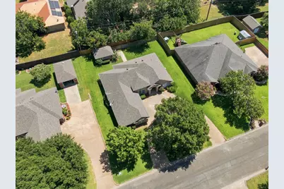 104 Chaparral Drive, Hillsboro, TX 76645 - Photo 35
