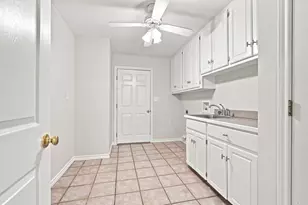 104 Chaparral Dr, Hillsboro, TX 76645 - Photo 15