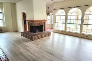 4346 Briar Hill Dr, Grand Prairie, TX 75052 - Photo 11