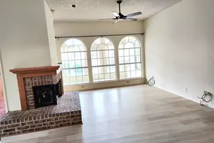 4346 Briar Hill Dr, Grand Prairie, TX 75052 - Photo 7