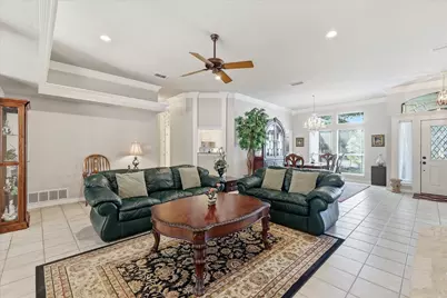144 Saddle Brook Drive, Hudson Oaks, TX 76087 - Photo 7