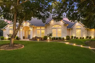 144 Saddle Brook Dr, Hudson Oaks, TX 76087 - Photo 1