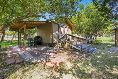 144 Saddle Brook Drive, Hudson Oaks, TX 76087 - Photo 15