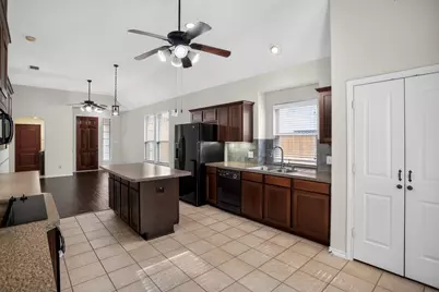 8418 Timberbrook Lane, Dallas, TX 75249 - Photo 9