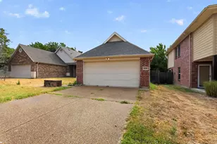 8418 Timberbrook Ln, Dallas, TX 75249 - Photo 1
