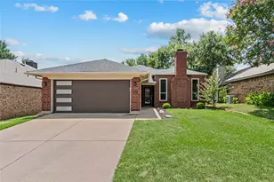 1521 Briarcrest Dr, Grapevine, TX 76051 - Photo 1
