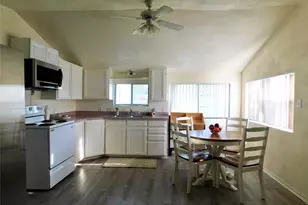 31 Rogers Cir, Krum, TX 76249 - Photo 7