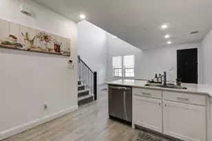 7031 Cedar Crk Dr, Grand Prairie, TX 75054 - Photo 9
