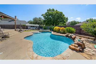 1907 Clearview Drive, Ennis, TX 75119 - Photo 5