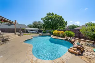 1907 Clearview Dr, Ennis, TX 75119 - Photo 5