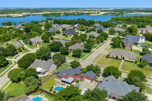 1907 Clearview Dr, Ennis, TX 75119 - Photo 3