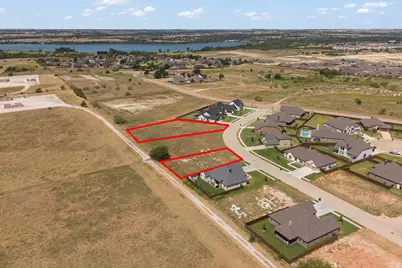 1827 Sudbury Drive, Cleburne, TX 76033 - Photo 7