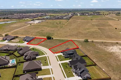 1827 Sudbury Drive, Cleburne, TX 76033 - Photo 3