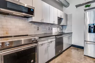 1122 Jackson St, Dallas, TX 75202 - Photo 3