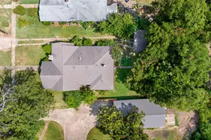 610 Fitzhugh, Paris, TX 75460 - Photo 23