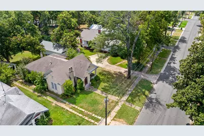 610 Fitzhugh, Paris, TX 75460 - Photo 7