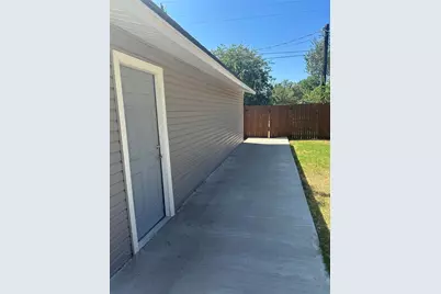 407 W Hamilton Street, Olney, TX 76374 - Photo 5