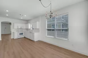 9810 Walnut Hill Dr, Providence Village, TX 76227 - Photo 9