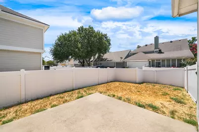 9810 Walnut Hill Drive, Providence Village, TX 76227 - Photo 23
