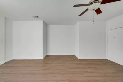 9810 Walnut Hill Drive, Providence Village, TX 76227 - Photo 5