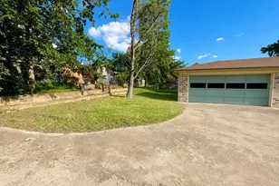120 S Wood Ave, Denison, TX 75020 - Photo 23