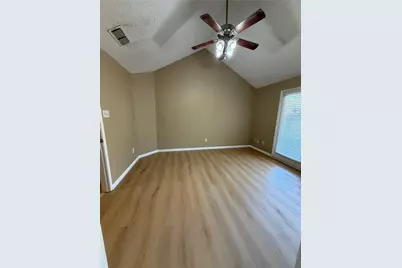 705 Cimarron Trail, Irving, TX 75063 - Photo 11