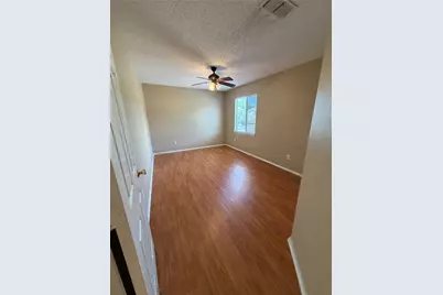 705 Cimarron Trail, Irving, TX 75063 - Photo 19