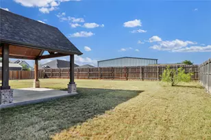 8023 Pennington, Fort Worth, TX 76126 - Photo 29