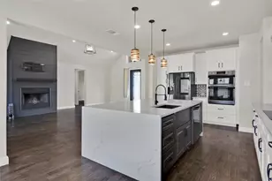 8023 Pennington, Fort Worth, TX 76126 - Photo 13