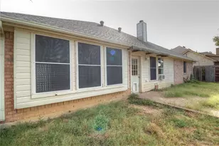 7409 Glen Dr, Watauga, TX 76148 - Photo 17