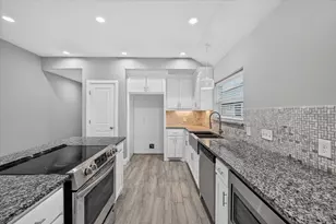 608 E College St, Sherman, TX 75090 - Photo 5