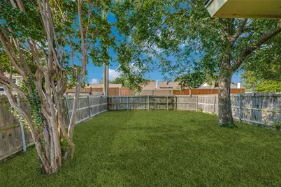8914 Vernon Drive, Rowlett, TX 75088 - Photo 3