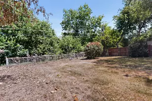 917 Miranda Dr, Mesquite, TX 75149 - Photo 37