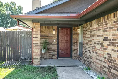 5106 Lakeridge Court, Garland, TX 75043 - Photo 7