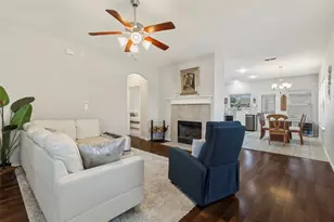 5448 Grenada Dr, Fort Worth, TX 76119 - Photo 13