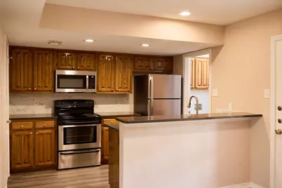 900 Kilkenny Court #B, Denton, TX 76210 - Photo 5