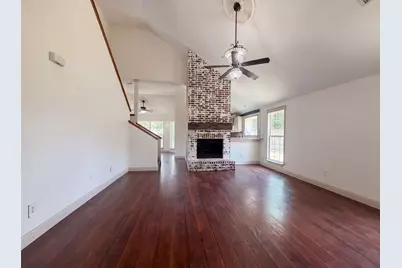 6315 Meadow Glen Drive, Arlington, TX 76018 - Photo 3