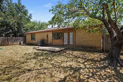 7107 Blackberry Drive, Arlington, TX 76016 - Photo 35