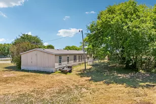 5433 State Hwy 160, Whitewright, TX 75491 - Photo 11